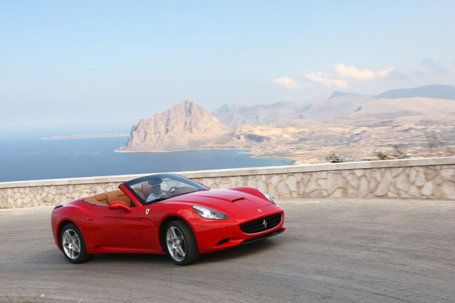  Ferrari California 2008 года  (фото 6 из 225)